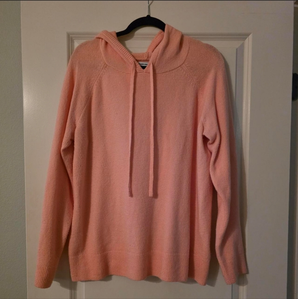 Coral Soft Hoodie.  Size XL Amazon Essentials
